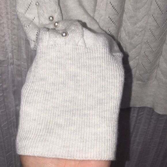 Ann Taylor L Silver Gray Cable Knit Pearled Sweater - Picture 5 of 12